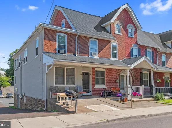 10 Hillside Ave, Souderton, PA 18964