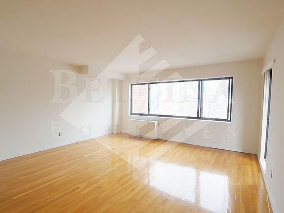 3rd image of 353 E 78th St APT 18B