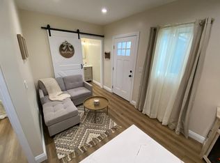 2121 N Lincoln St, Burbank, CA 91504