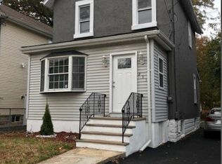 231 E 9th Ave, Roselle, NJ 07203