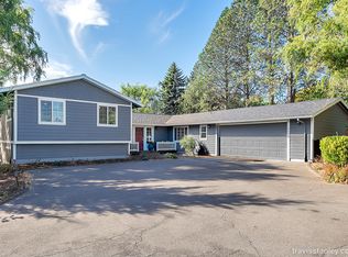 664 NE Evergreen Rd, Hillsboro, OR 97124