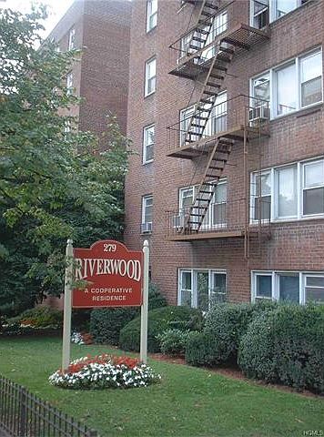 1st image of 279 N Broadway APT 4T