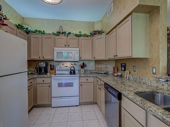 5th image of 3500 Ballybridge Cir APT 103