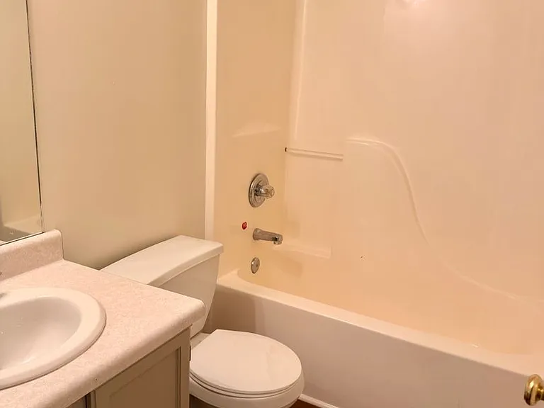 8617 Inverness Dr — Photo 4