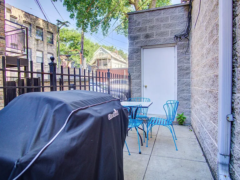 904 W Diversey Pkwy #GW — Photo 16