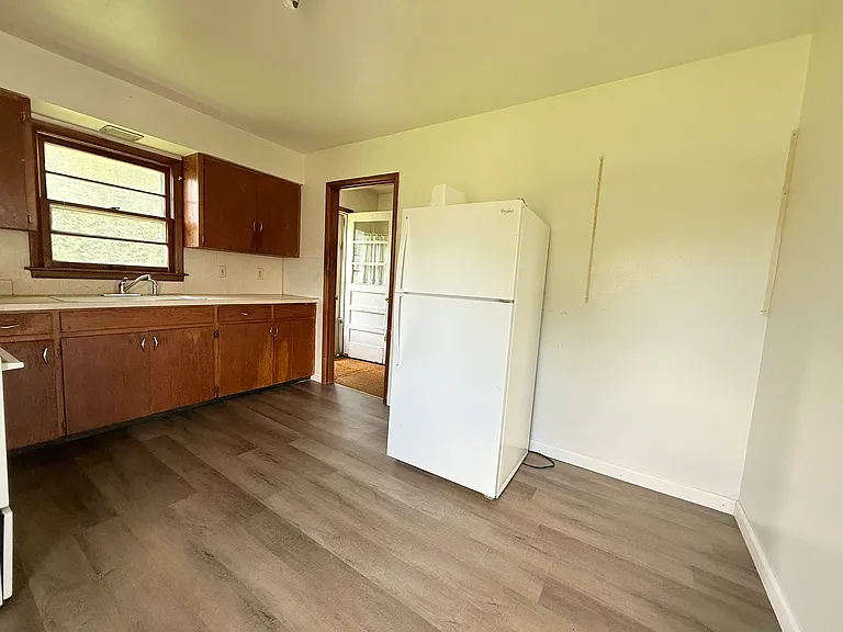 610 Blair St — Photo 3
