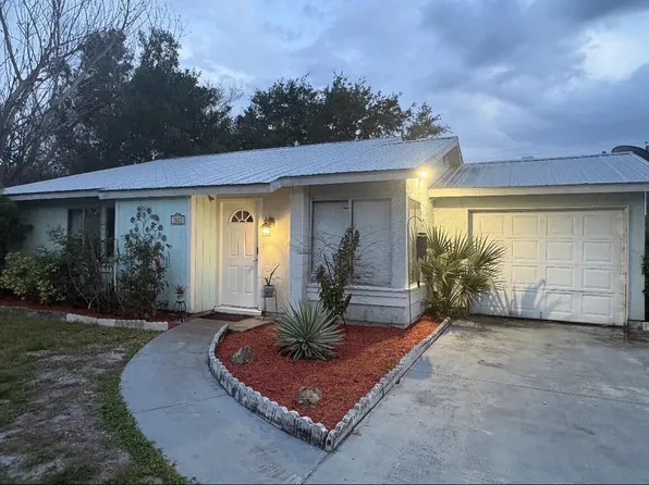 1055 23rd Place SW, Vero Beach, FL 32962
