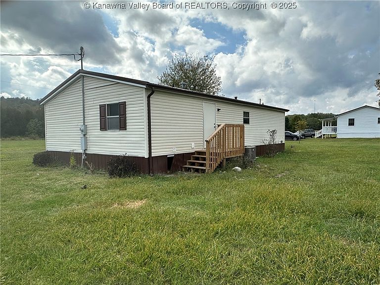 Listing photo 4