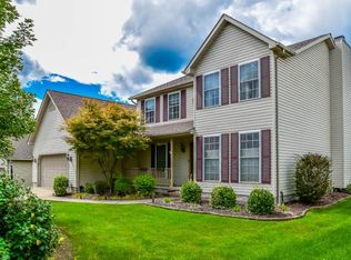 8331 Sapphire Ave NE, Canton, OH 44721