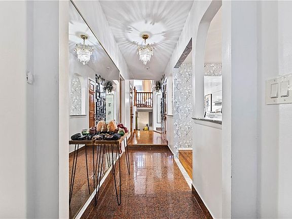 3rd image of 28 Rockne St