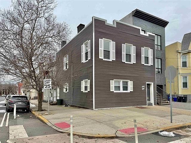 1st image of 48 Carlton Ave #1