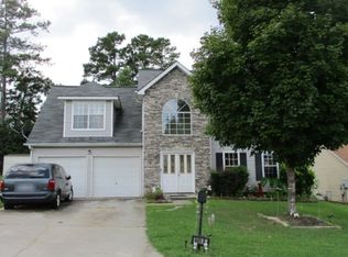 6018 Crooked Creek Dr, Rex, GA 30273
