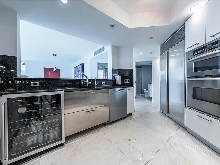 9401 Collins Ave #403 — Photo 41