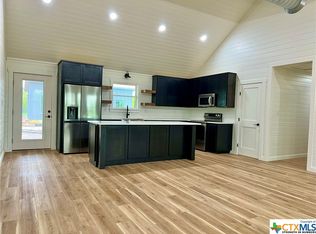 4760 Fm 672, Dale, TX 78616