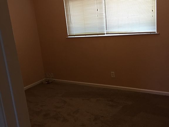 3rd image of 3859 E Grant Ave