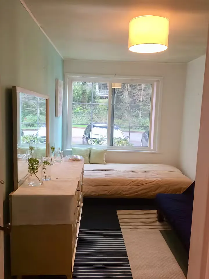 1 bed, 1.5 bath, 300 sqft, $1,150 — Photo 1