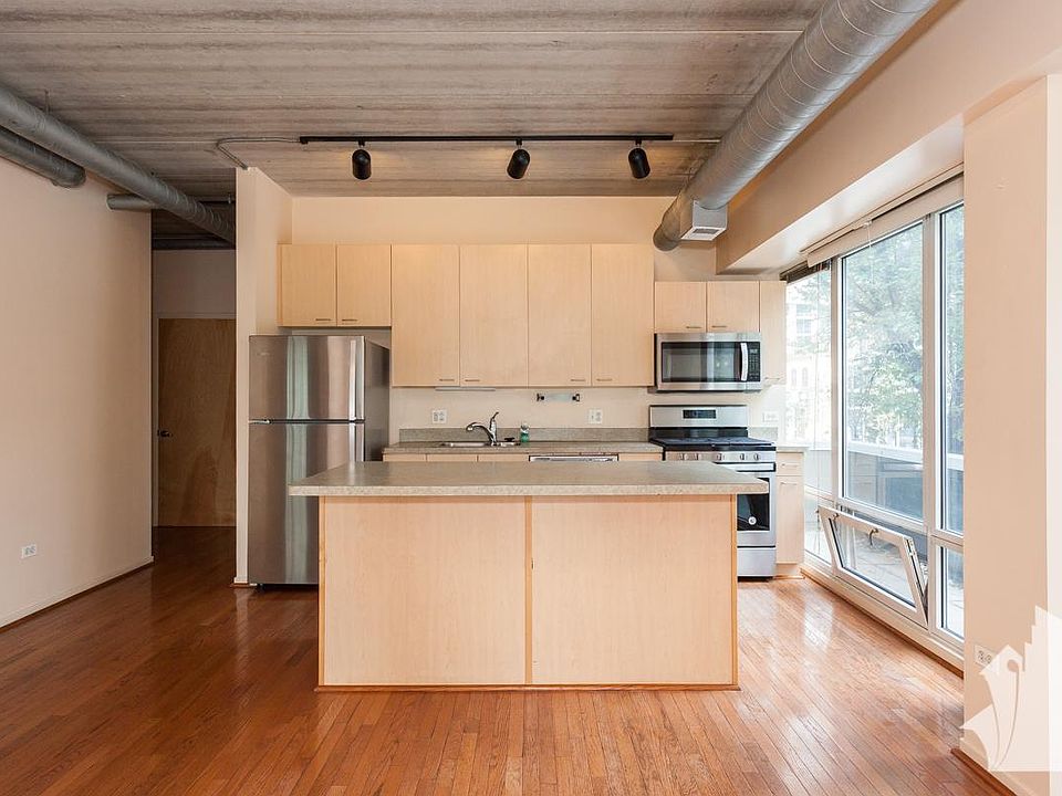 1st image of 1439 S Michigan Ave APT 204