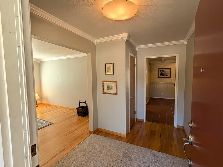 917 High St — Photo 13