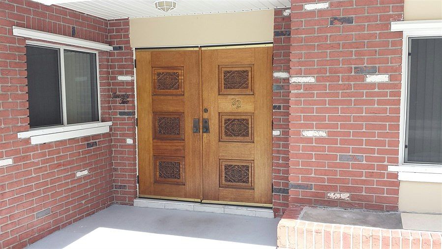 2nd image of 22 W View Ln