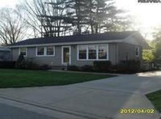 1379 Circle Hill Rd SE, North Canton, OH 44720