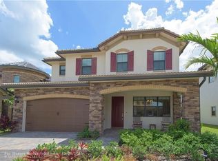 8880 Watercrest Cir W, Parkland, FL 33076