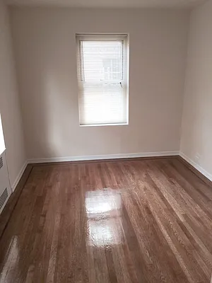 Sold by Metro Garden Realty NYC | media 10