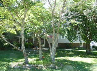 557 Roddy Dr, Morristown, TN 37814