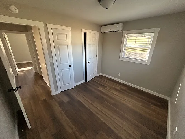 1140 Oakdale Rd — Photo 6