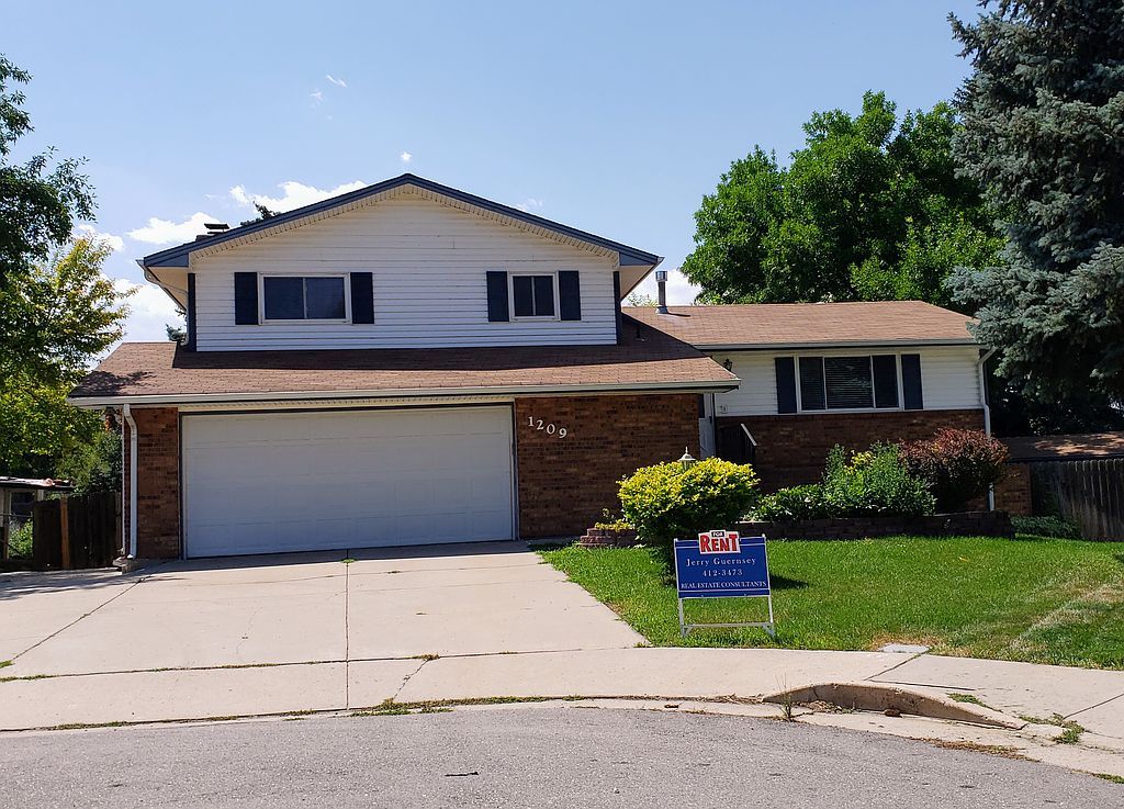1209 E 21st Ct - Property Image