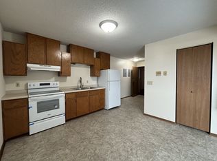 12513 Pineview Drive, Becker, MN 55308