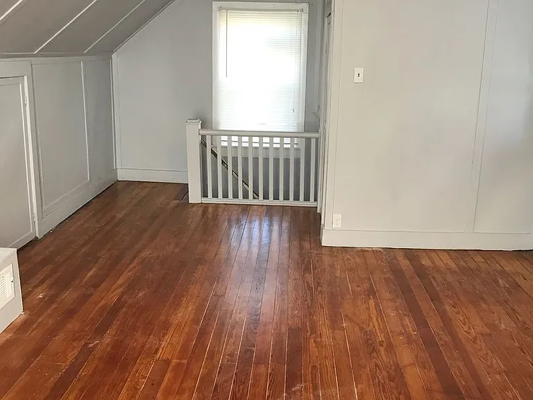 5730 Garfield Ave — Photo 3