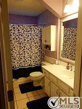 5th image of 420 Larchbrook Dr