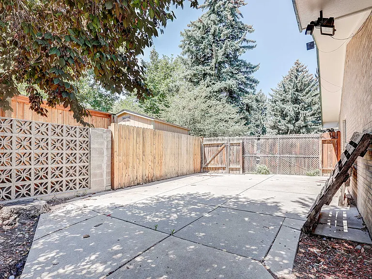 1820 Alkire St — Photo 17