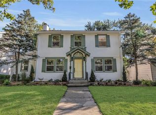 11 W Winthrope Rd, Kansas City, MO 64113