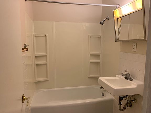 2nd image of 722 27th Ave S APT 1
