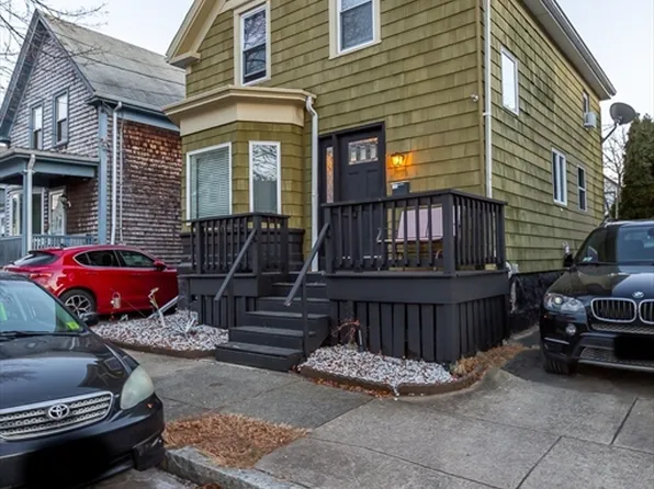 232 North St, New Bedford, MA 02740