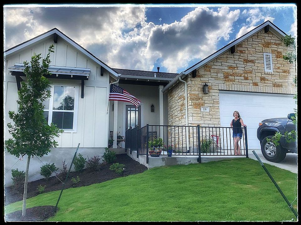1st image of 221 Sowing Oak Dr