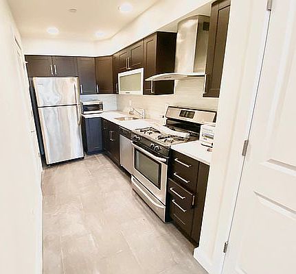 1st image of 31-32 38th St #4