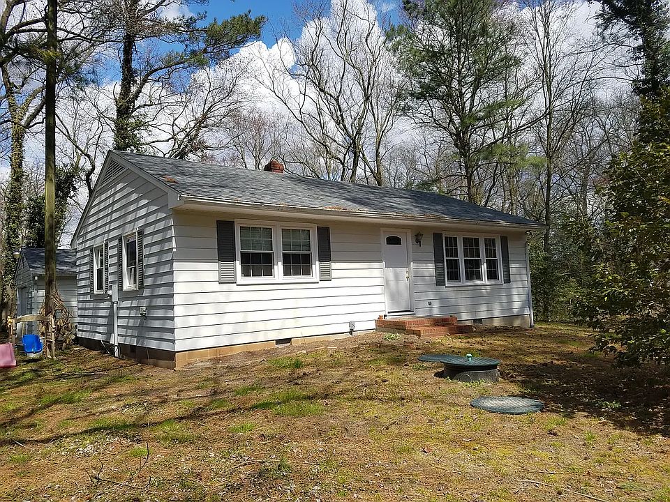 1st image of 27326 Riverside Drive Ext