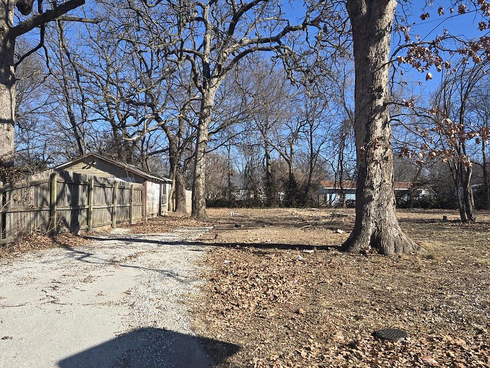 2nd image of 1430/1436 N Ethyl Avenue