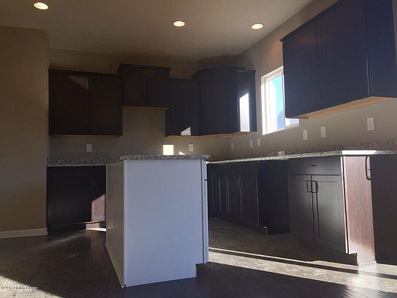 Dalton kitchen