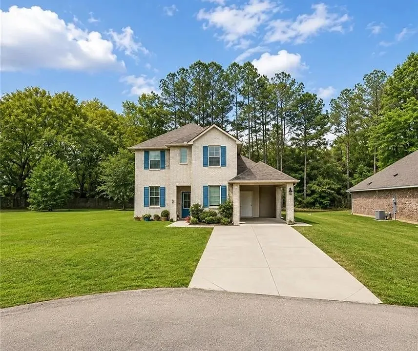 18317 Fox Hollow Loop