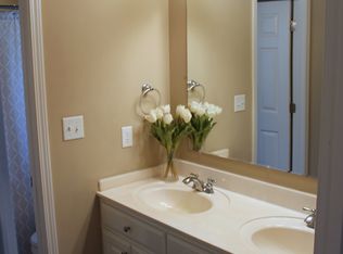 1220 Navajo Trl, Lonoke, AR 72086