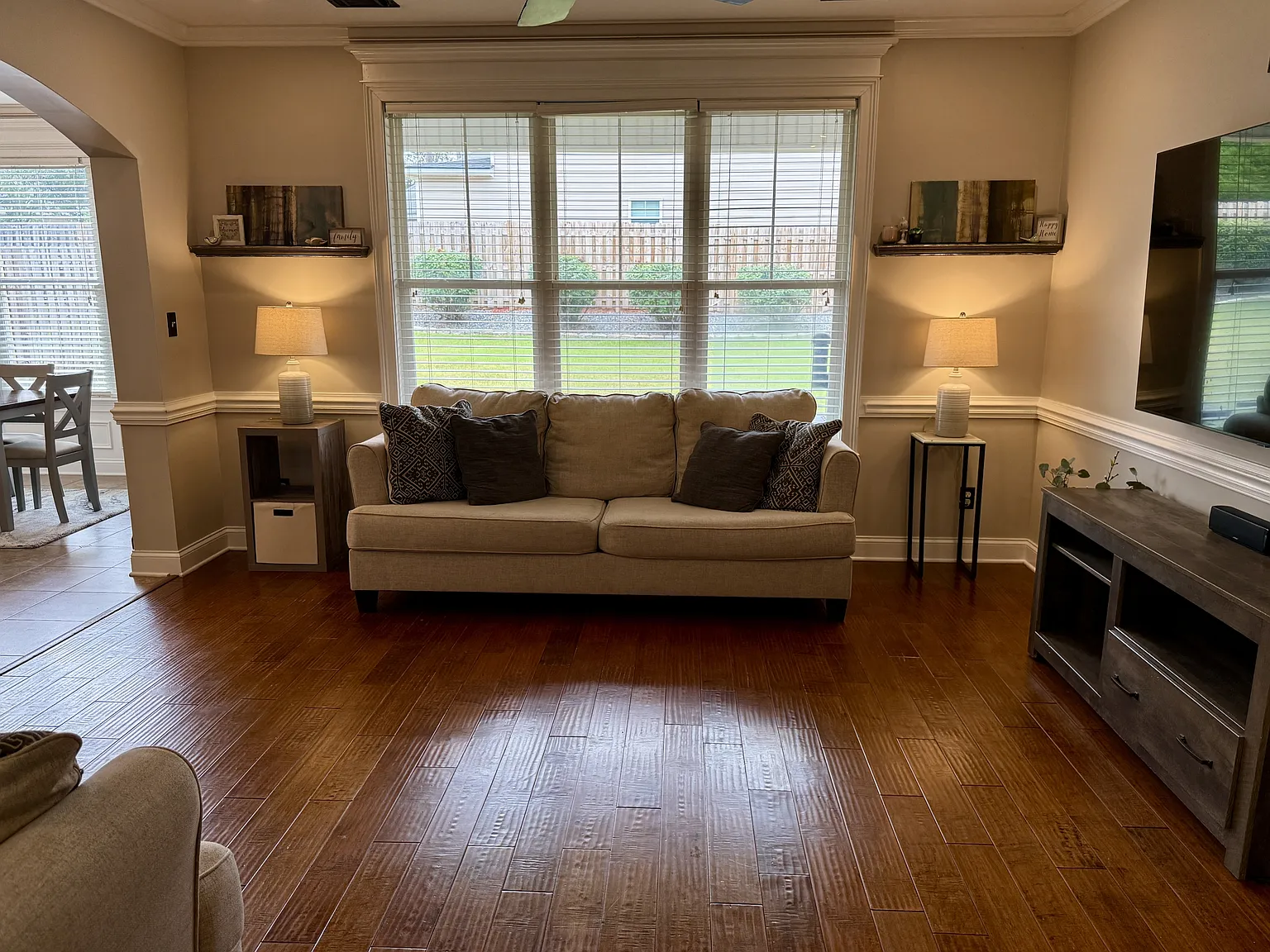 633 Dunrobin Lane - 1 — Photo 4