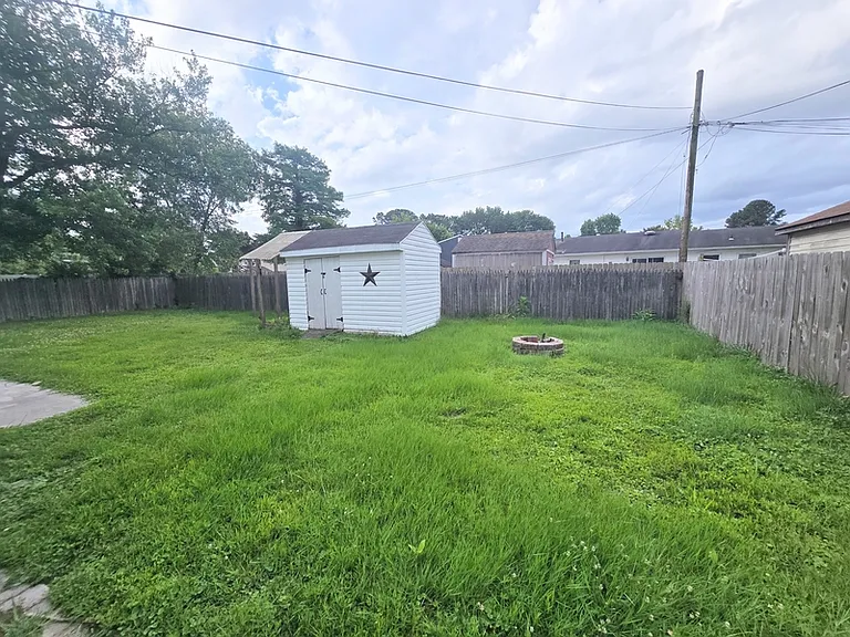 3109 Bowling Green Dr — Photo 22