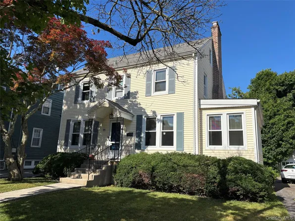 23 Perry Ave, Port Chester, NY 10573