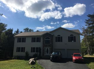 3129 Laurel View Ln, Tobyhanna, PA 18466