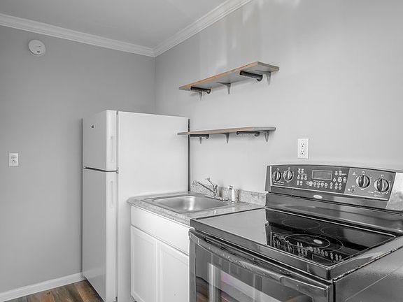 5th image of 719 McGowan Ave #A