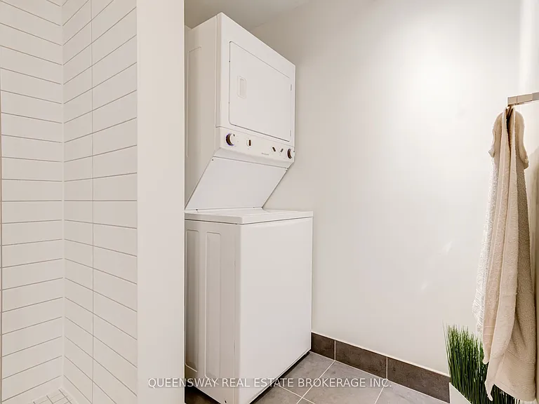 69 Lynn Williams St #211 — Photo 13