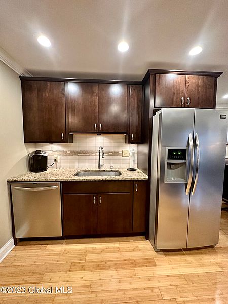 4th image of 93 Maple Street APT 202